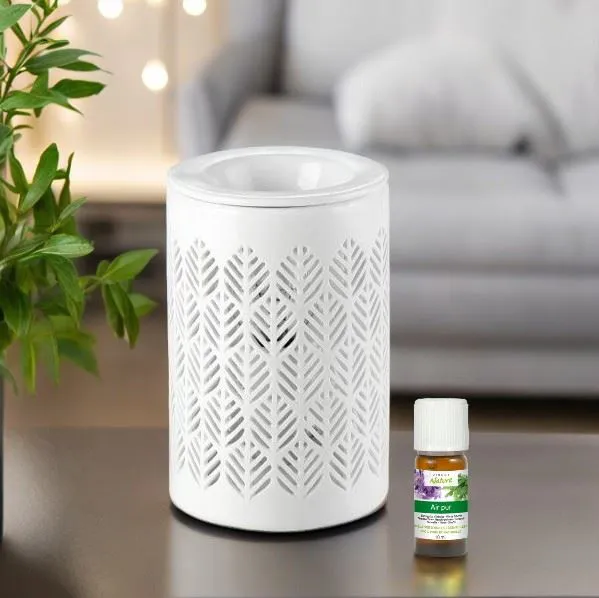 Lampe Aromatique + 1 huile offerte