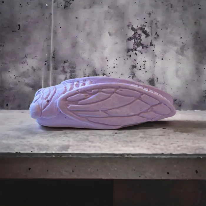 Diffuseur Cigale en plâtre couleur Lavande