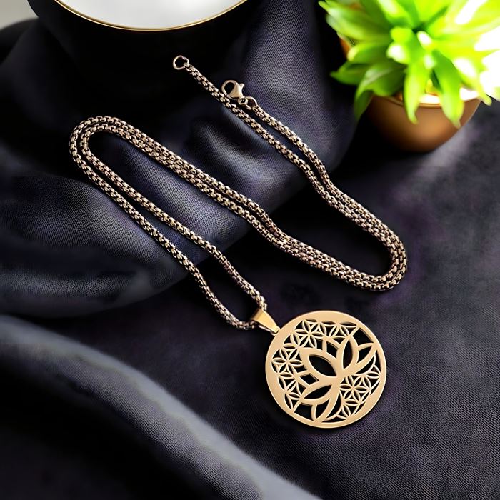 Collier Lotus "Éveil Doré"
